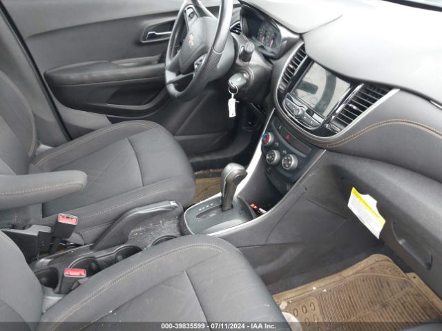 Photo 4 VIN: 3GNCJLSB7KL323968 - CHEVROLET TRAX 