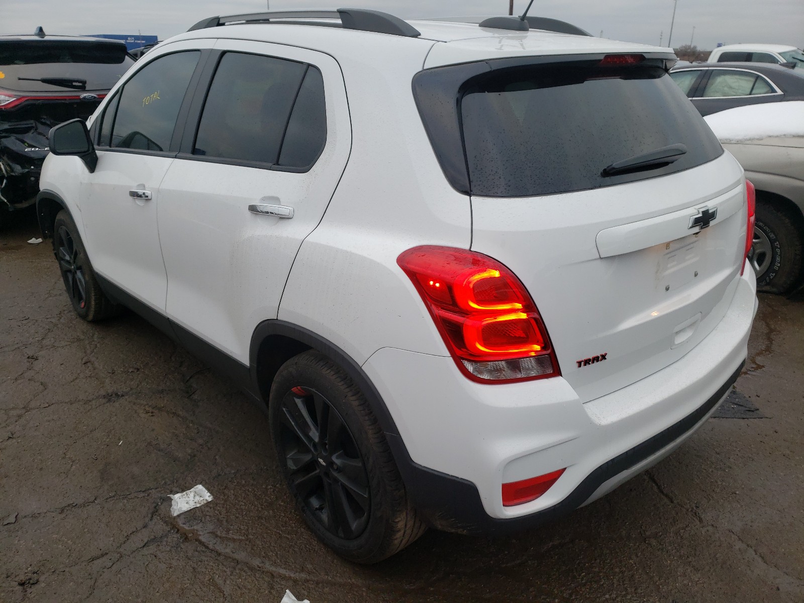 Photo 2 VIN: 3GNCJLSB7LL130317 - CHEVROLET TRAX 1LT 