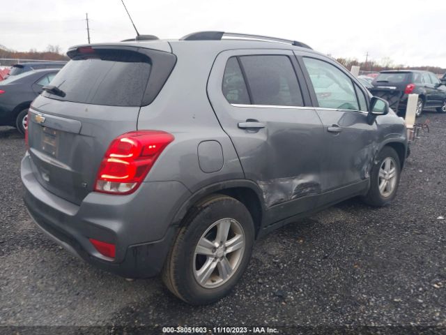 Photo 3 VIN: 3GNCJLSB7LL275731 - CHEVROLET TRAX 