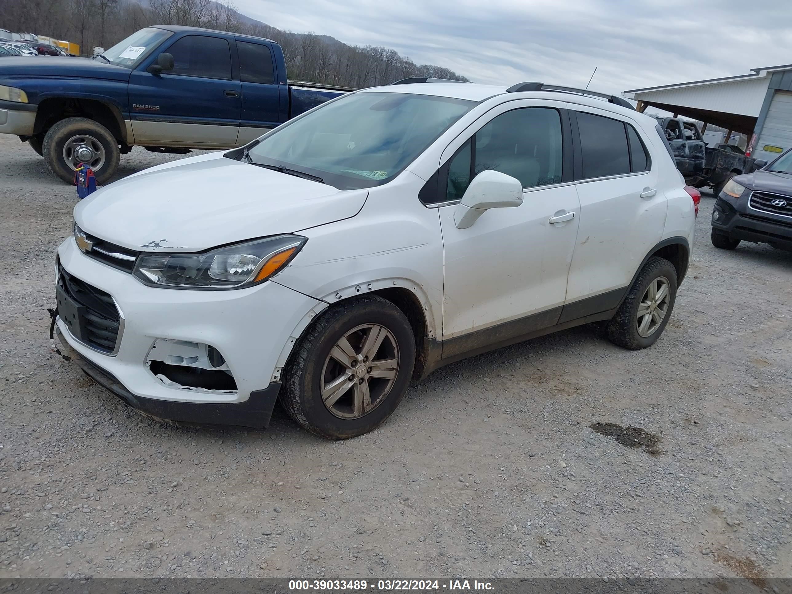 Photo 1 VIN: 3GNCJLSB7LL283019 - CHEVROLET TRAX 