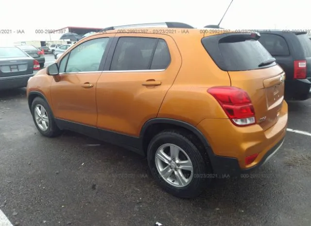 Photo 2 VIN: 3GNCJLSB8HL170283 - CHEVROLET TRAX 