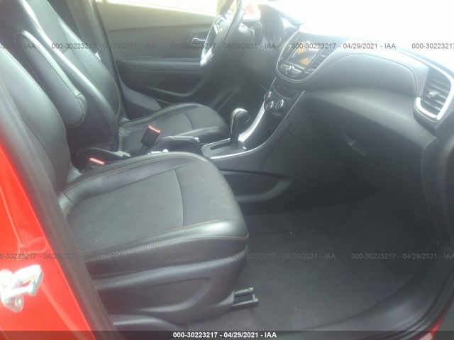 Photo 4 VIN: 3GNCJLSB8JL166966 - CHEVROLET TRAX 