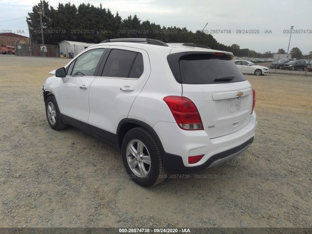 Photo 2 VIN: 3GNCJLSB8JL180348 - CHEVROLET TRAX 