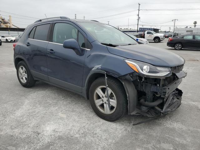 Photo 3 VIN: 3GNCJLSB8JL327266 - CHEVROLET TRAX 