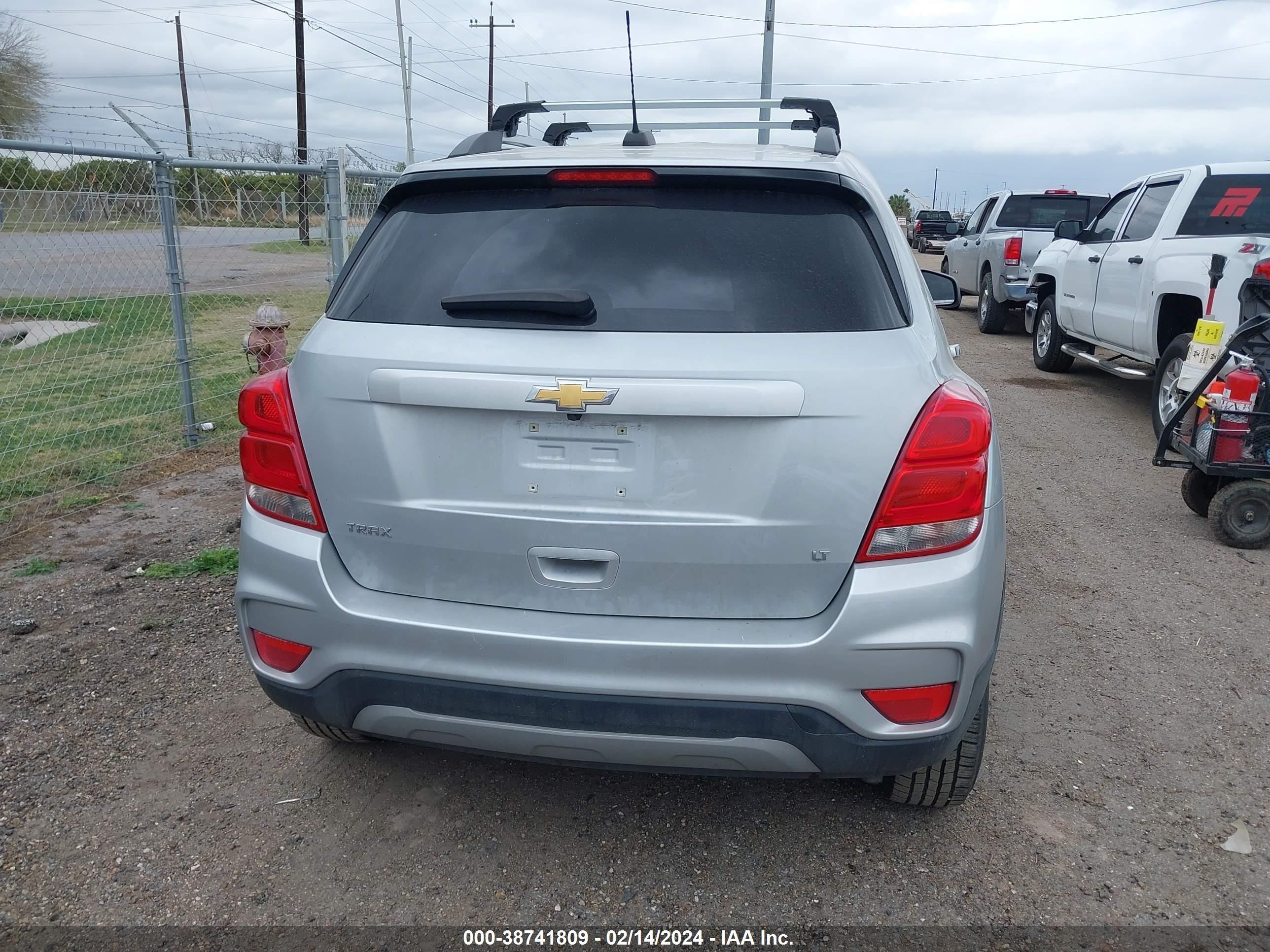 Photo 16 VIN: 3GNCJLSB8LL214646 - CHEVROLET TRAX 