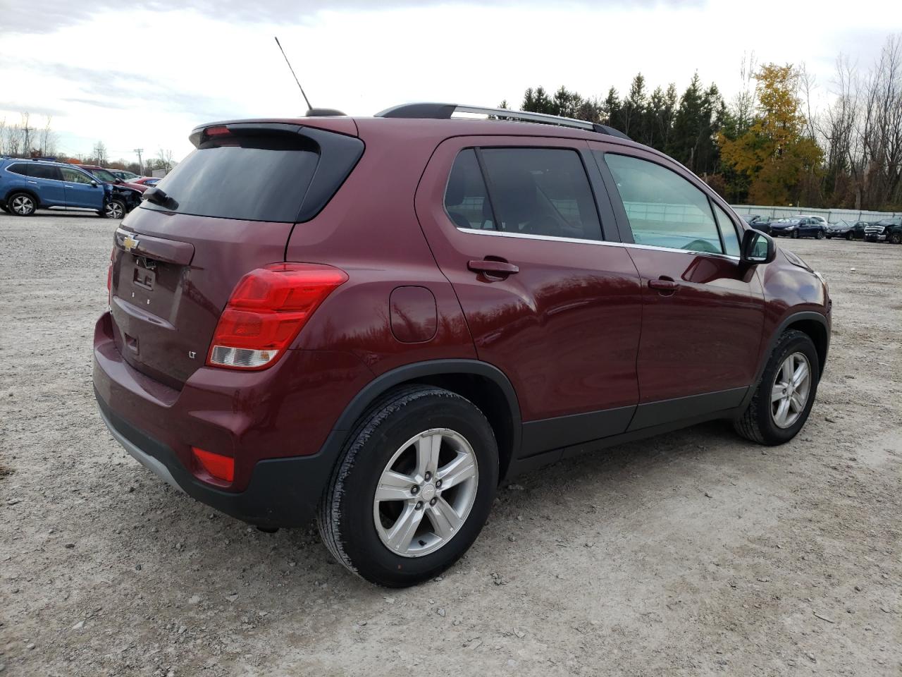 Photo 2 VIN: 3GNCJLSB9HL158031 - CHEVROLET TRAX 