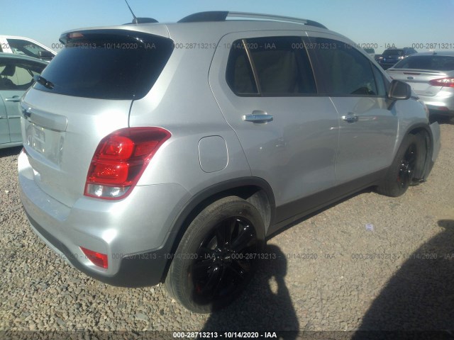 Photo 3 VIN: 3GNCJLSB9JL215155 - CHEVROLET TRAX 