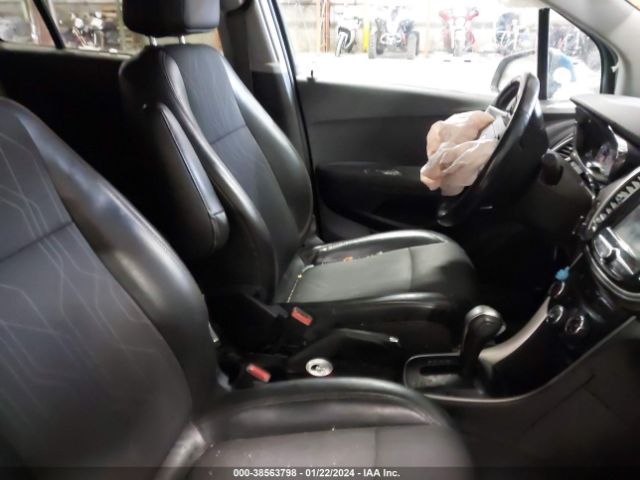 Photo 4 VIN: 3GNCJLSB9KL368491 - CHEVROLET TRAX 