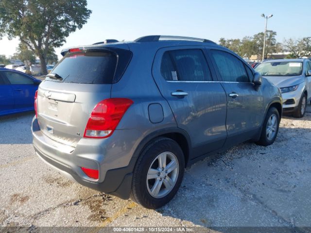 Photo 3 VIN: 3GNCJLSB9LL157454 - CHEVROLET TRAX 