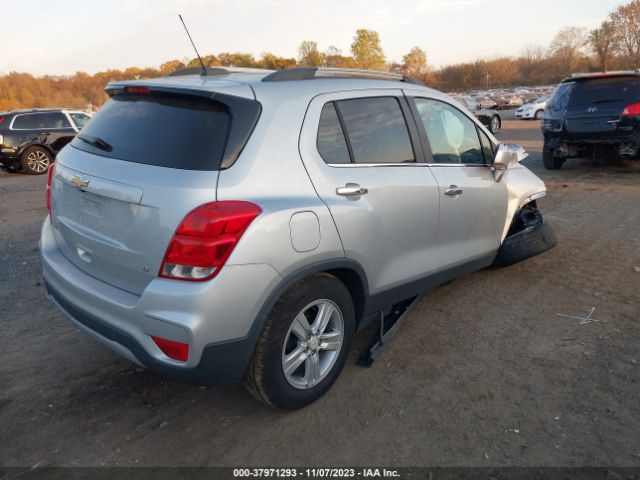 Photo 3 VIN: 3GNCJLSB9LL279831 - CHEVROLET TRAX 