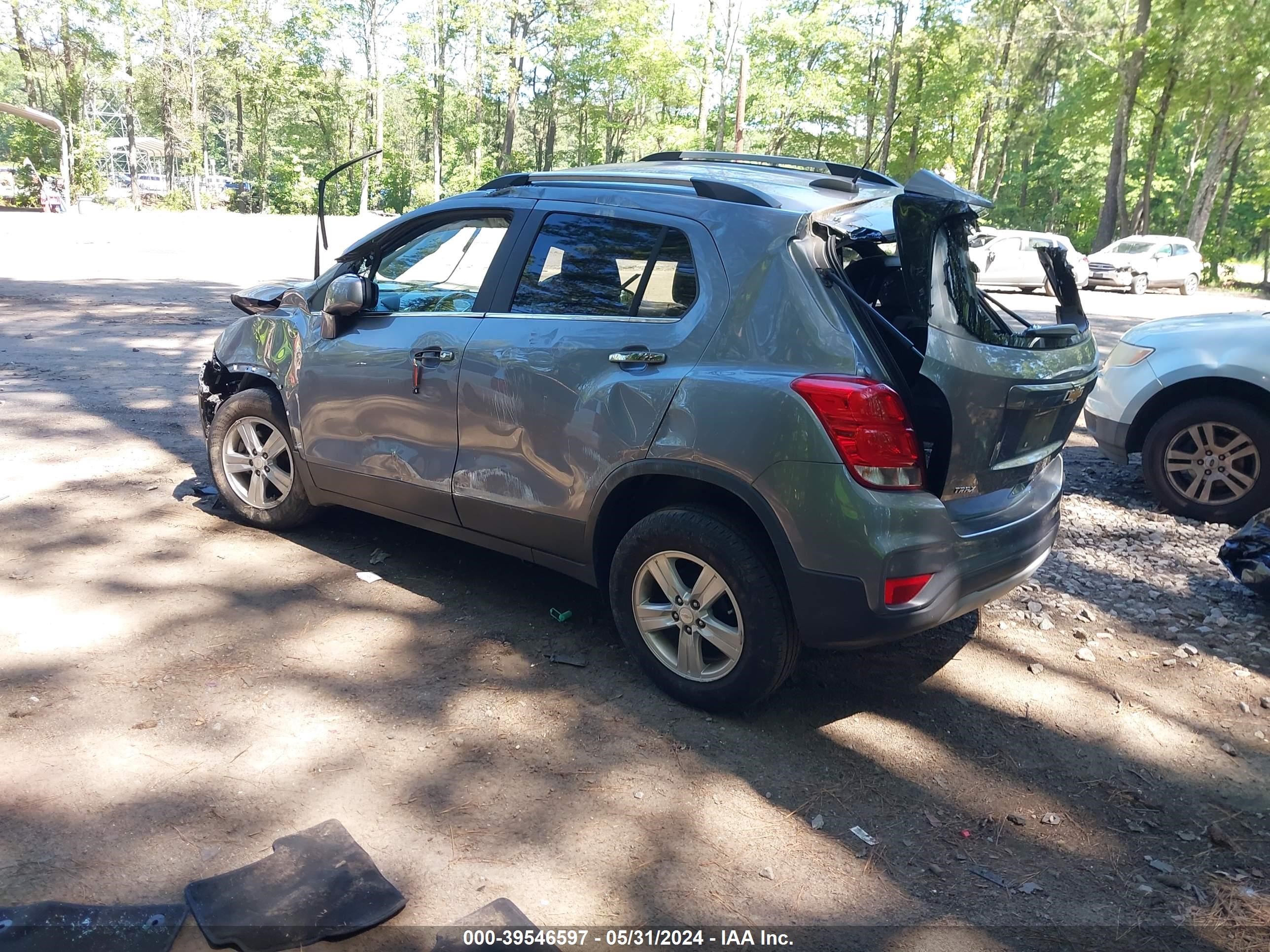 Photo 2 VIN: 3GNCJLSB9LL301164 - CHEVROLET TRAX 