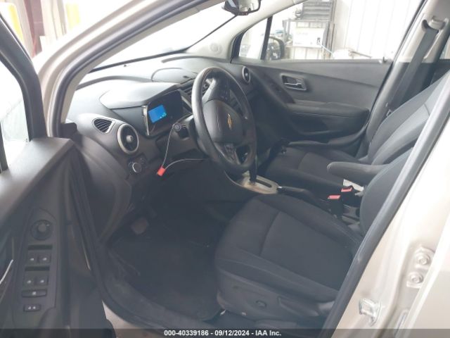 Photo 4 VIN: 3GNCJLSBXGL143228 - CHEVROLET TRAX 