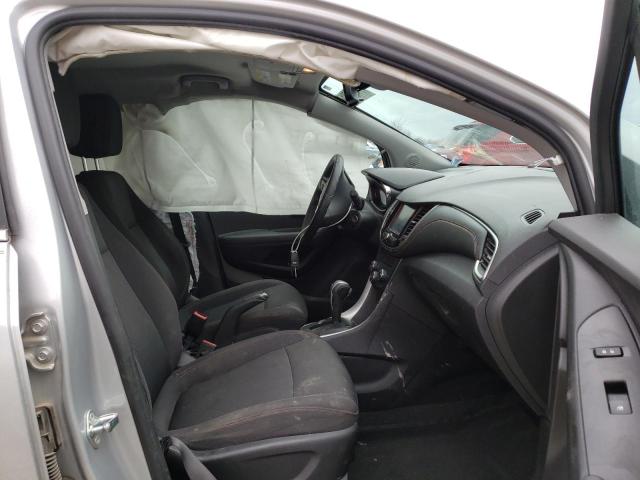 Photo 4 VIN: 3GNCJLSBXHL145501 - CHEVROLET TRAX 1LT 