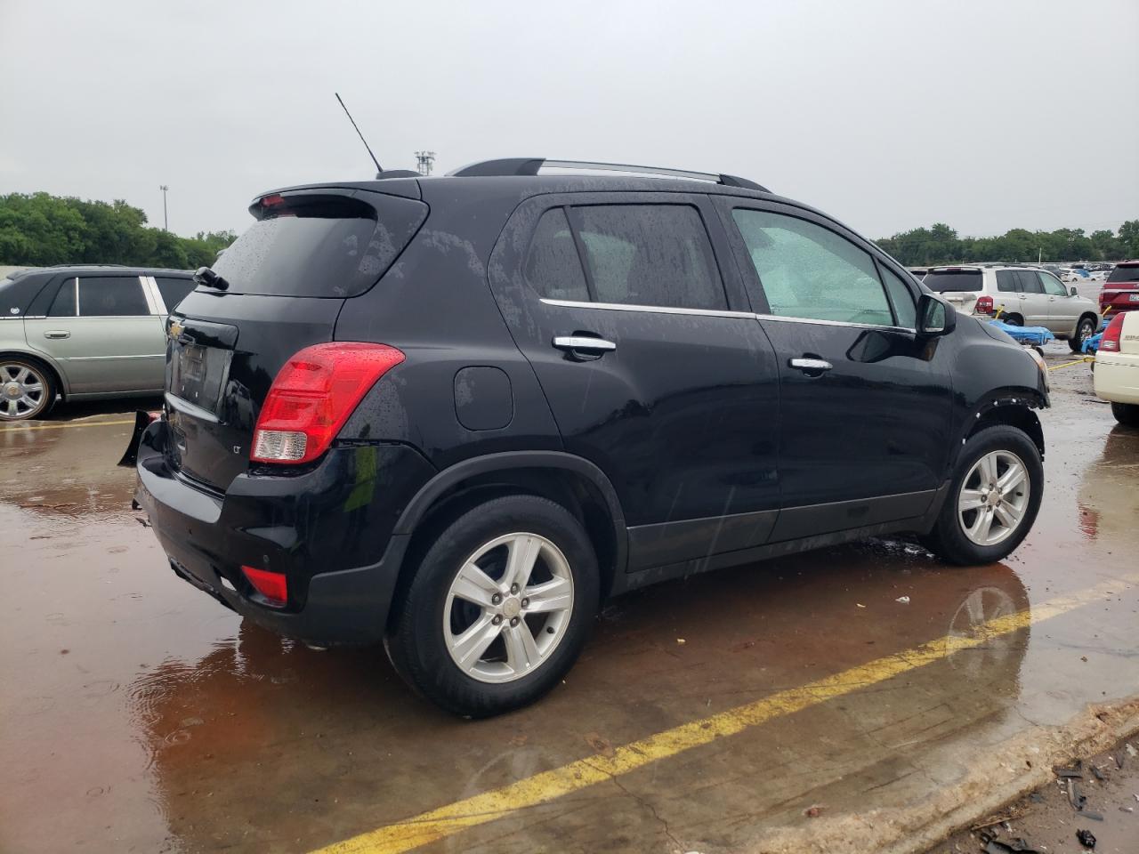 Photo 2 VIN: 3GNCJLSBXHL198814 - CHEVROLET TRAX 