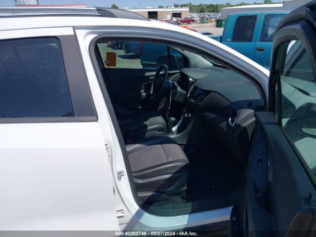 Photo 4 VIN: 3GNCJLSBXJL159372 - CHEVROLET TRAX 