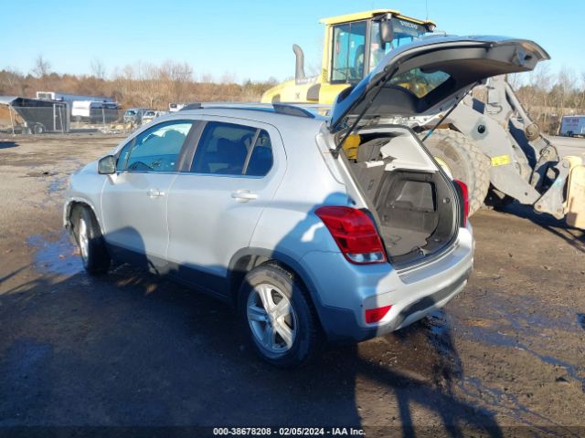 Photo 2 VIN: 3GNCJLSBXJL255731 - CHEVROLET TRAX 