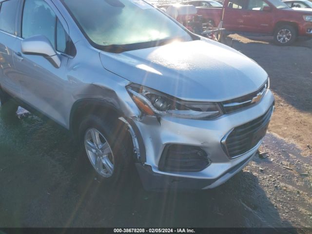 Photo 5 VIN: 3GNCJLSBXJL255731 - CHEVROLET TRAX 