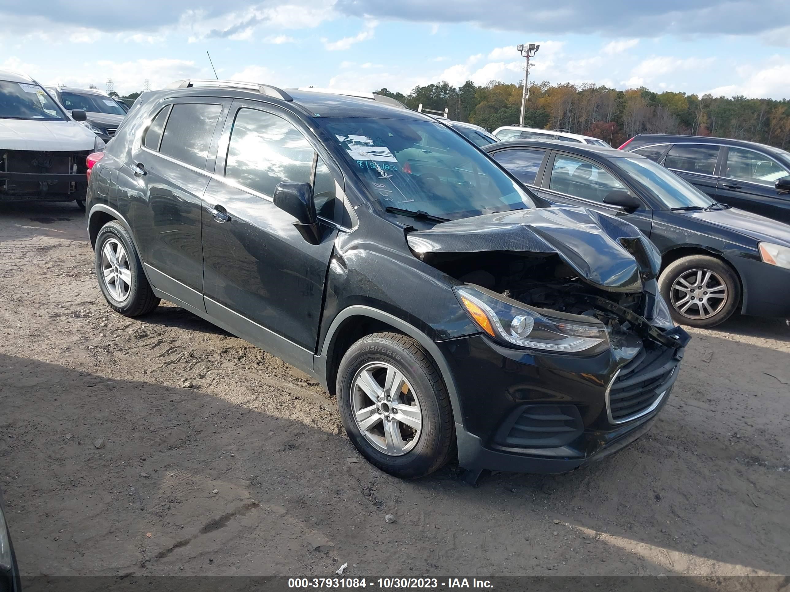 Photo 0 VIN: 3GNCJLSV8JL334945 - CHEVROLET TRAX 