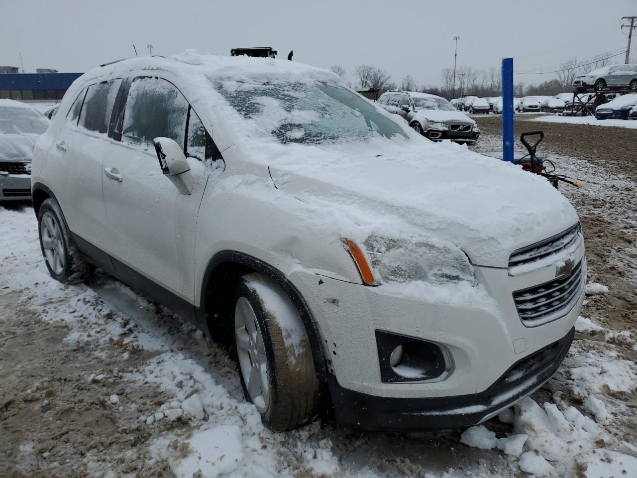 Photo 3 VIN: 3GNCJMSB0GL160853 - CHEVROLET TRAX 