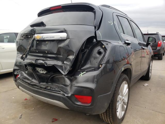 Photo 3 VIN: 3GNCJMSB0JL323220 - CHEVROLET TRAX PREMI 