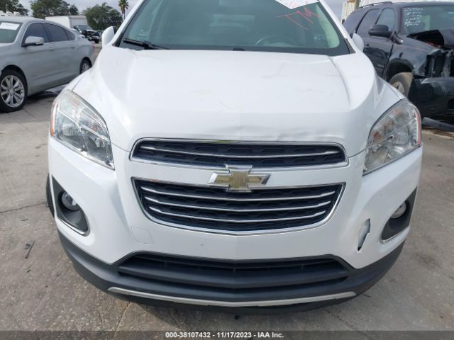 Photo 5 VIN: 3GNCJMSB1GL275302 - CHEVROLET TRAX 