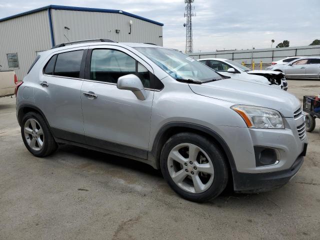 Photo 3 VIN: 3GNCJMSB2GL139146 - CHEVROLET TRAX LTZ 