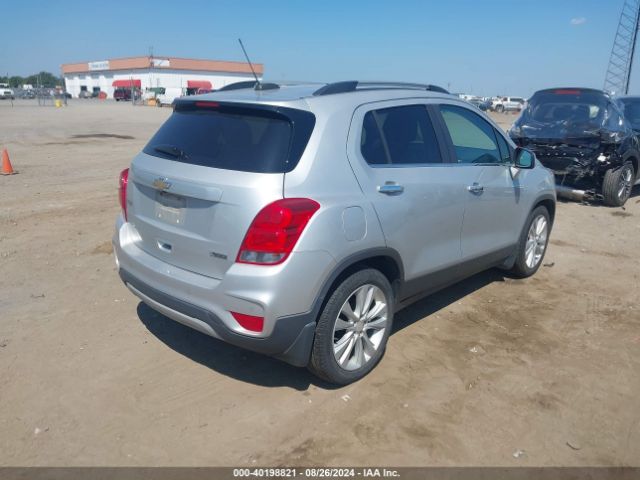 Photo 3 VIN: 3GNCJMSB4HL267289 - CHEVROLET TRAX 