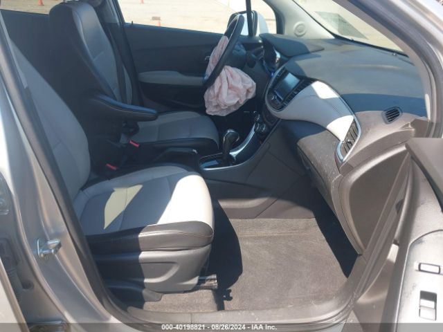 Photo 4 VIN: 3GNCJMSB4HL267289 - CHEVROLET TRAX 