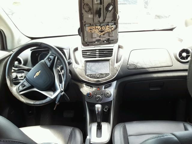 Photo 8 VIN: 3GNCJMSB6GL161263 - CHEVROLET TRAX LTZ 