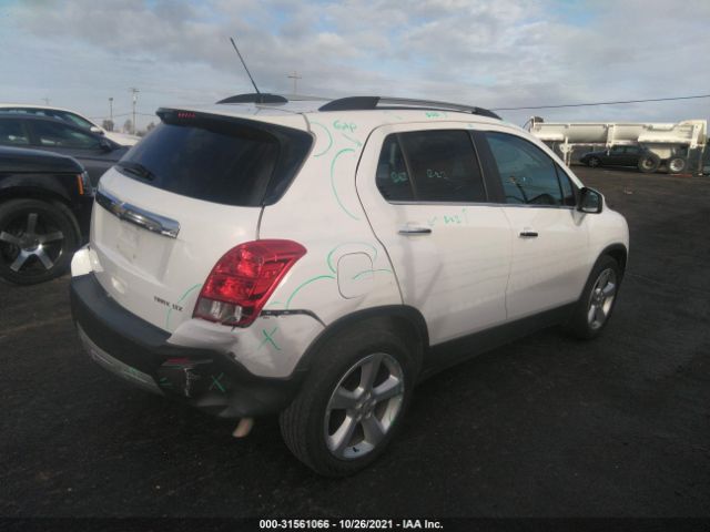 Photo 3 VIN: 3GNCJMSB7GL200068 - CHEVROLET TRAX 