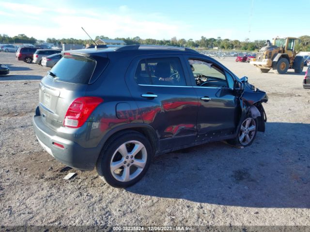 Photo 3 VIN: 3GNCJMSB7GL204248 - CHEVROLET TRAX 