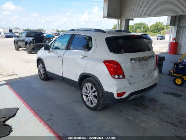 Photo 2 VIN: 3GNCJMSB8JL248315 - CHEVROLET TRAX 