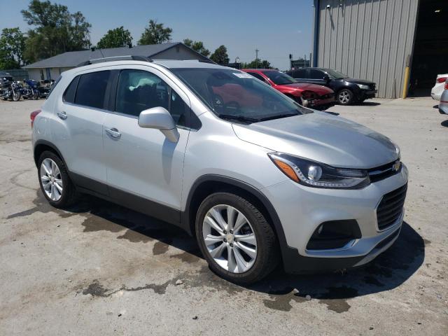 Photo 3 VIN: 3GNCJMSBXJL148488 - CHEVROLET TRAX PREMI 