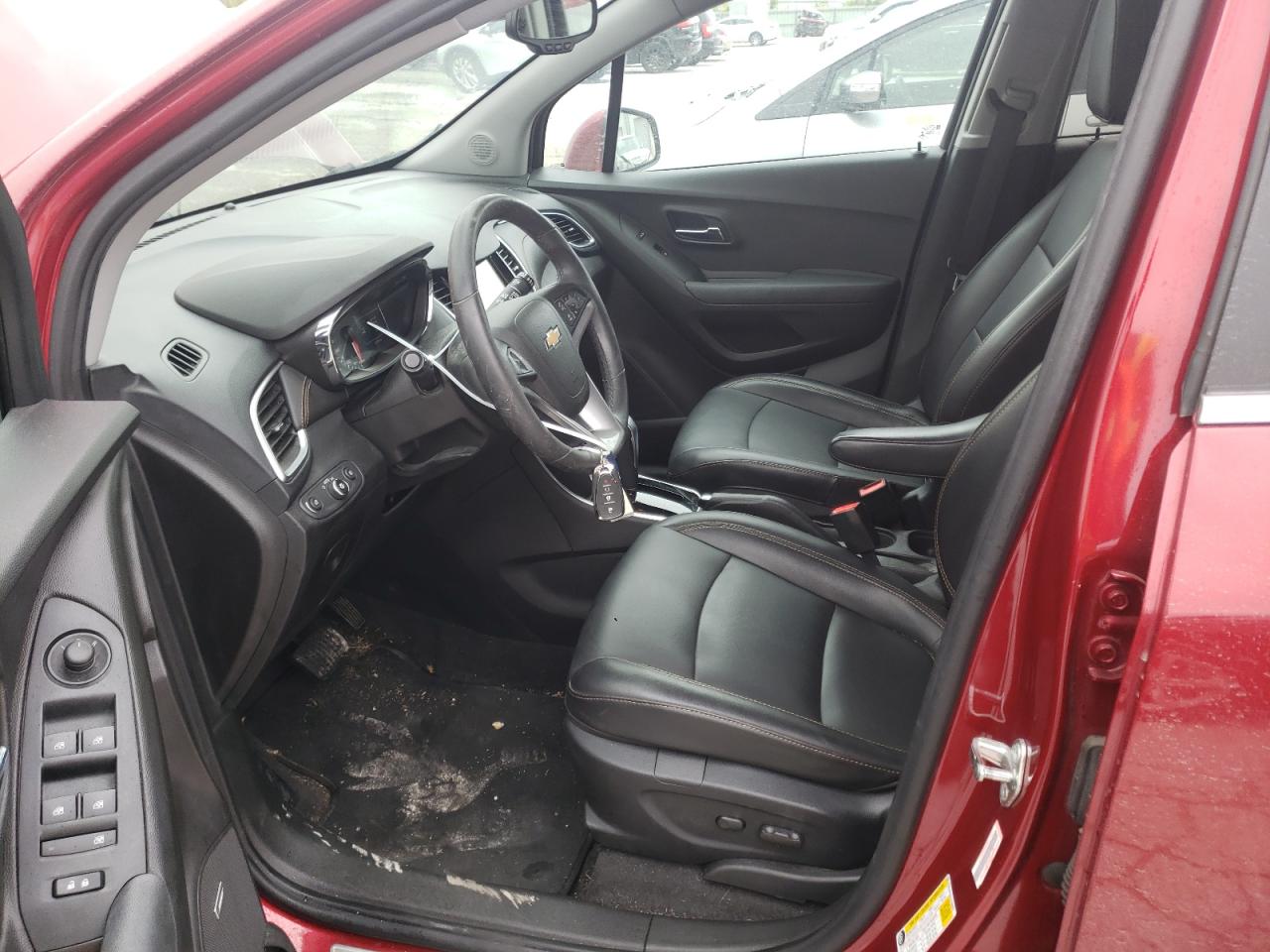 Photo 6 VIN: 3GNCJMSBXJL299007 - CHEVROLET TRAX 