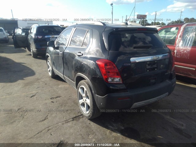 Photo 2 VIN: 3GNCJNSB0FL252095 - CHEVROLET TRAX 