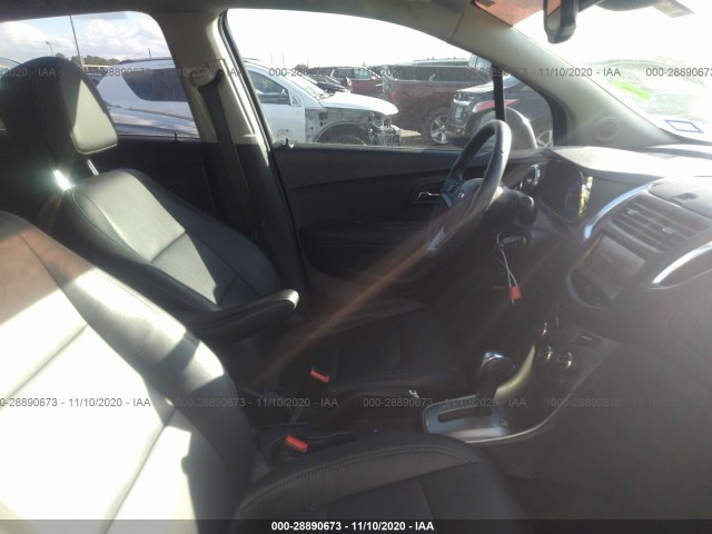 Photo 4 VIN: 3GNCJNSB0FL252095 - CHEVROLET TRAX 