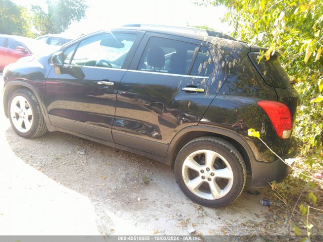 Photo 2 VIN: 3GNCJNSB1FL180789 - CHEVROLET TRAX 