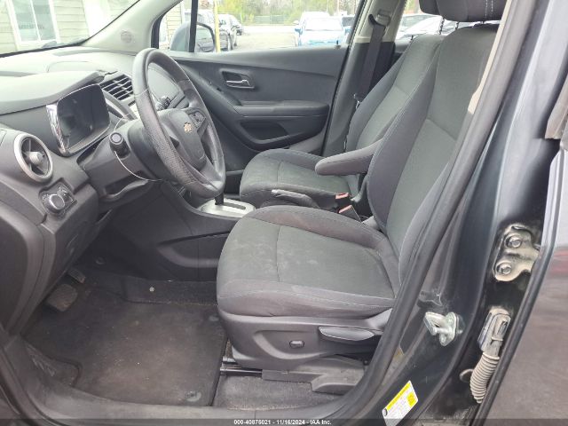 Photo 4 VIN: 3GNCJNSB1GL244976 - CHEVROLET TRAX 