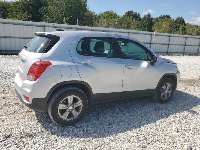 Photo 2 VIN: 3GNCJNSB1JL316797 - CHEVROLET TRAX LS 