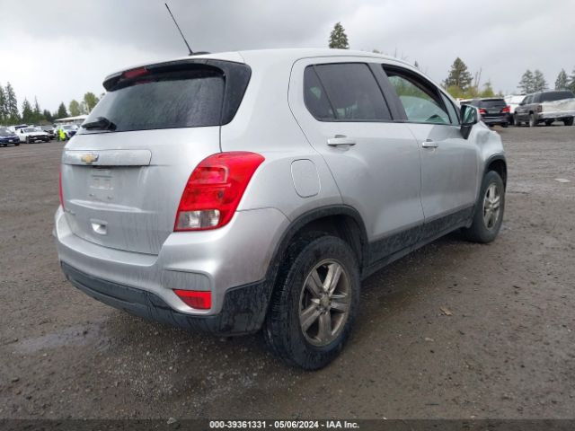 Photo 3 VIN: 3GNCJNSB1KL228625 - CHEVROLET TRAX 