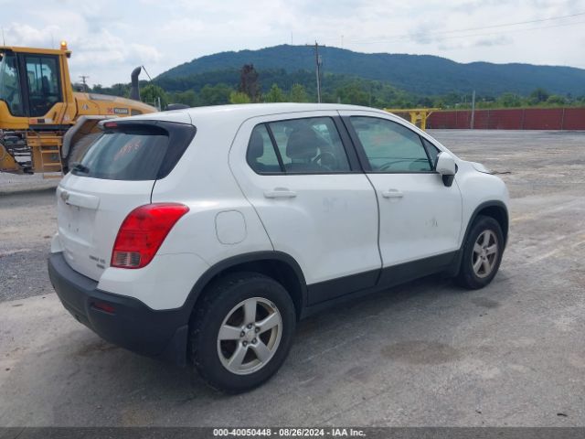 Photo 3 VIN: 3GNCJNSB2GL253797 - CHEVROLET TRAX 