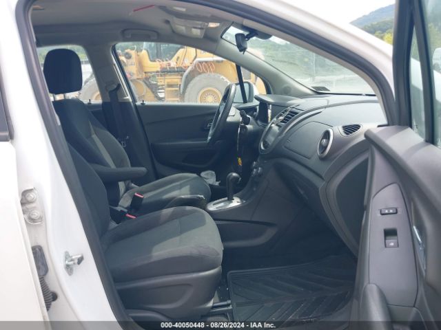 Photo 4 VIN: 3GNCJNSB2GL253797 - CHEVROLET TRAX 