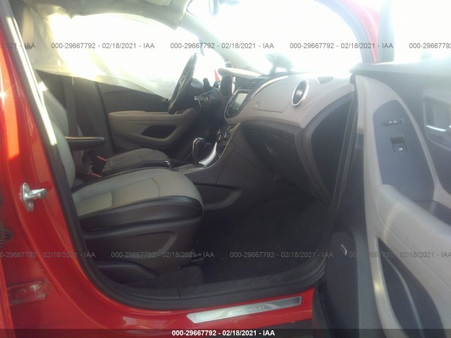 Photo 4 VIN: 3GNCJNSB3FL246369 - CHEVROLET TRAX 