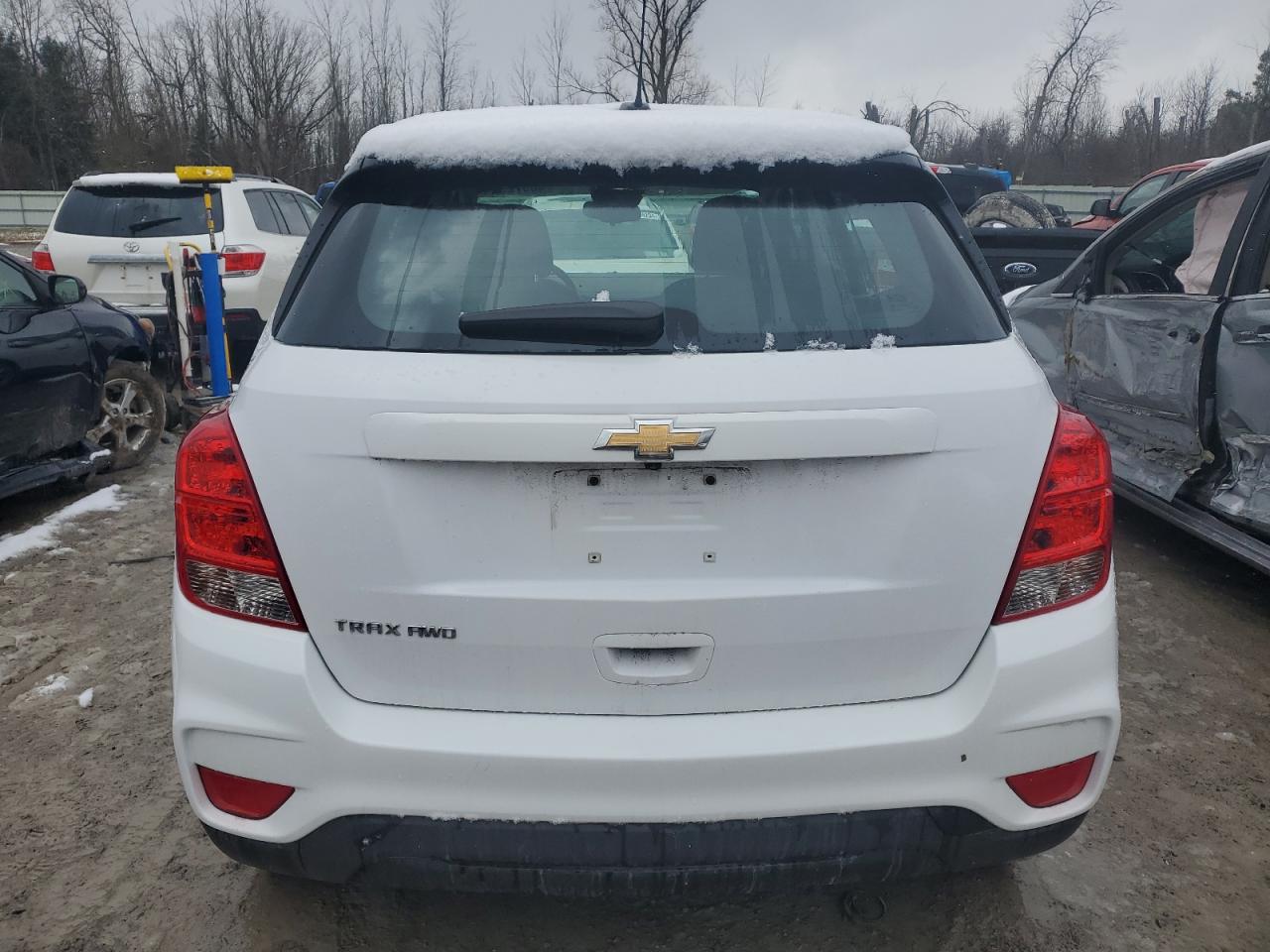 Photo 5 VIN: 3GNCJNSB3JL290784 - CHEVROLET TRAX 