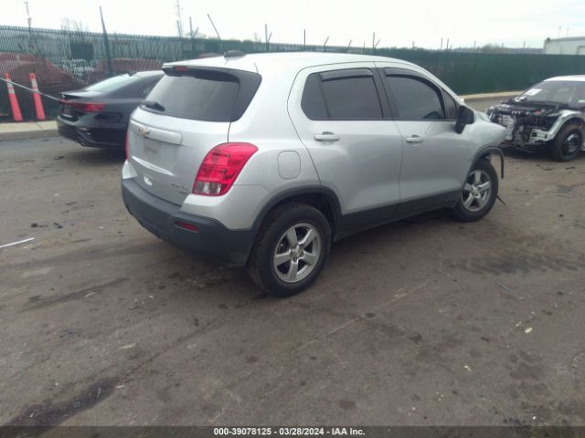 Photo 3 VIN: 3GNCJNSB4GL259066 - CHEVROLET TRAX 