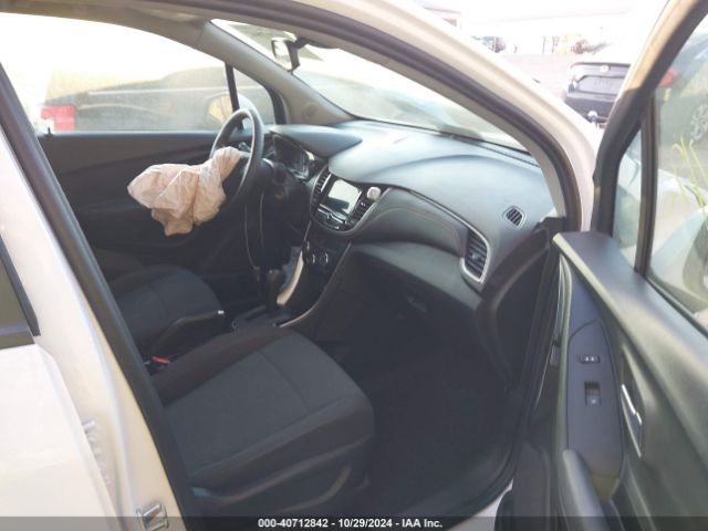 Photo 4 VIN: 3GNCJNSB4KL373934 - CHEVROLET TRAX 