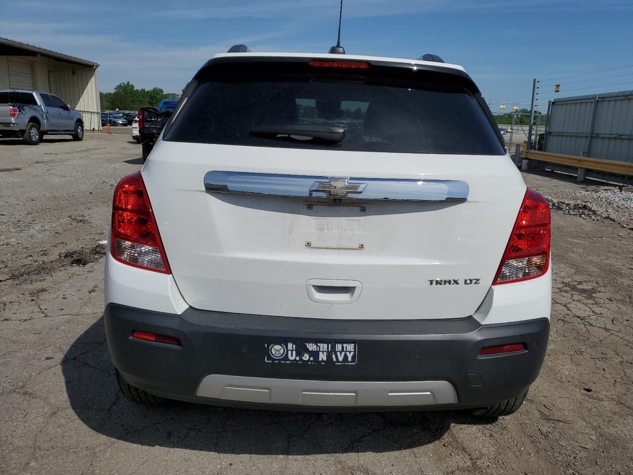 Photo 5 VIN: 3GNCJNSB5FL172114 - CHEVROLET TRAX 