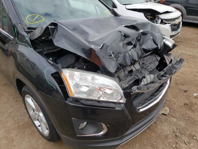 Photo 8 VIN: 3GNCJNSB5FL213096 - CHEVROLET TRAX LTZ 