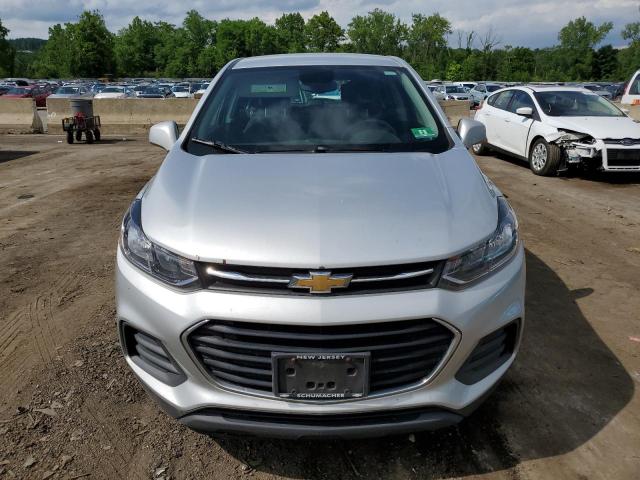 Photo 4 VIN: 3GNCJNSB5JL112861 - CHEVROLET TRAX LS 