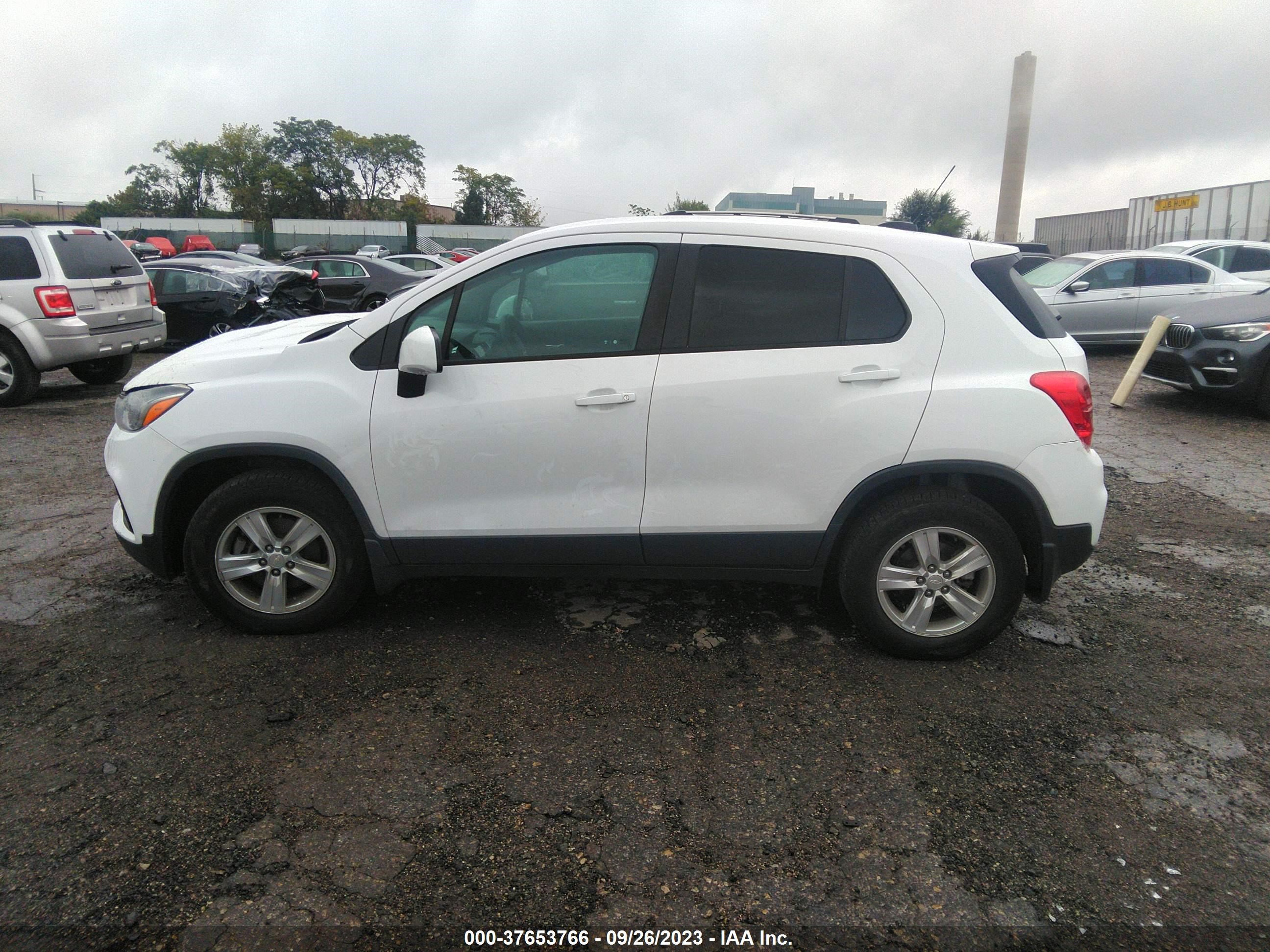 Photo 13 VIN: 3GNCJNSB5KL322247 - CHEVROLET TRAX 